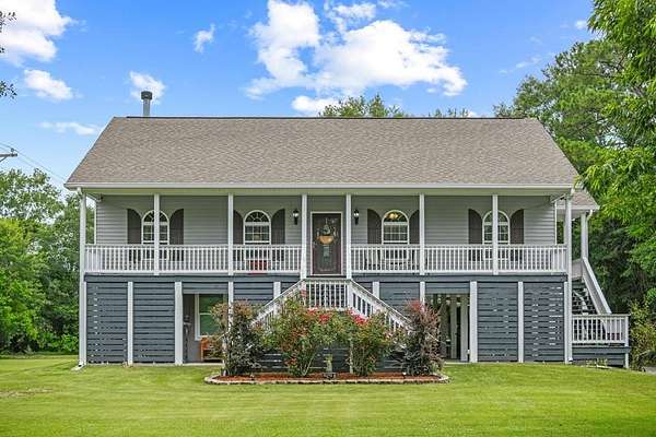 1.9 Acres of Land with Home for Sale in Bay St. Louis, Mississippi
