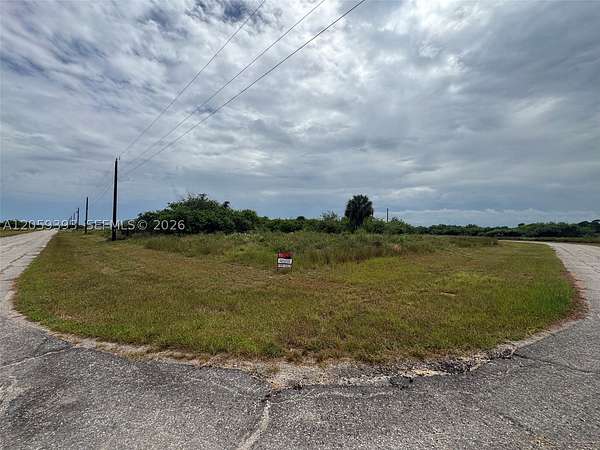 0.31 Acres of Residential Land for Sale in LaBelle, Florida
