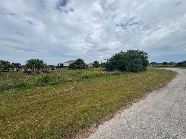0.32 Acres of Residential Land for Sale in LaBelle, Florida