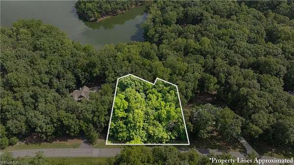 1 Acre of Residential Land for Sale in Denton, North Carolina