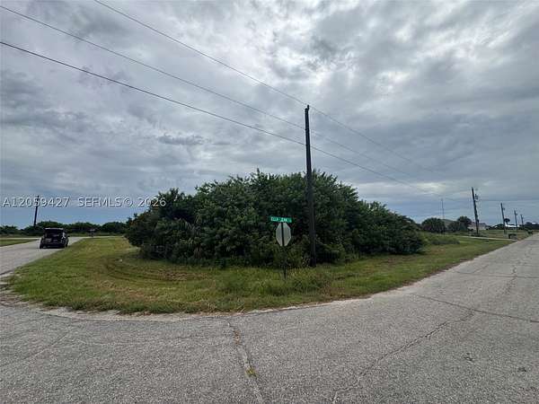 0.35 Acres of Residential Land for Sale in LaBelle, Florida