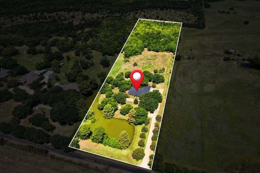 7.63 Acres of Land with Home for Sale in Ennis, Texas