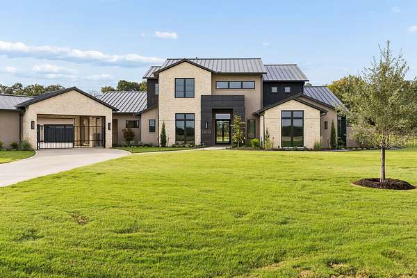 2 Acres of Land with Home for Sale in Bartonville, Texas