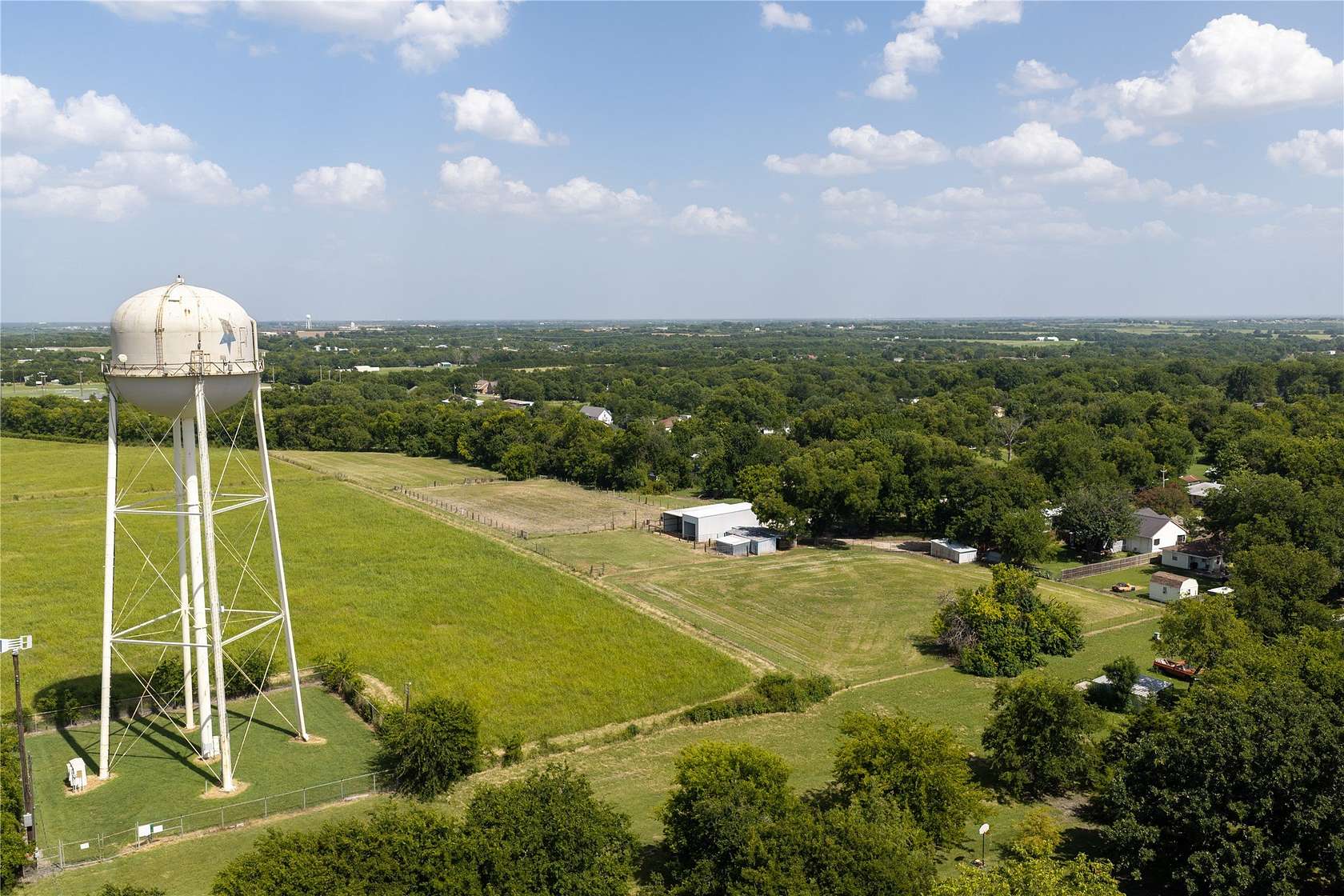 4.2 Acres of Land with Home for Sale in Farmersville, Texas