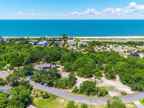 0.92 Acres of Residential Land for Sale in Southold, New York