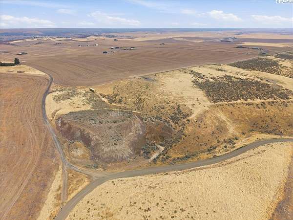 5 Acres of Residential Land for Sale in Kennewick, Washington