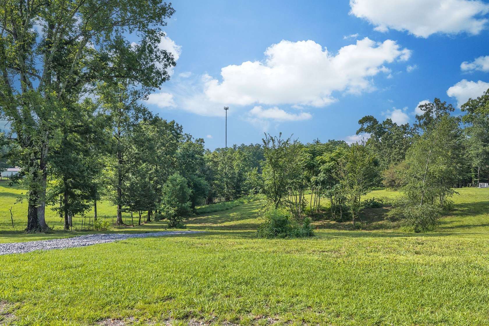 3.8 Acres of Residential Land for Sale in McEwen, Tennessee