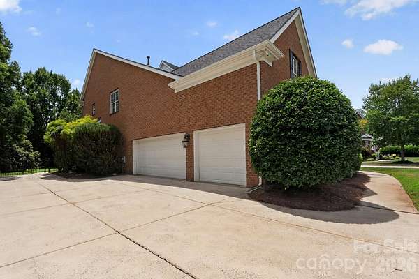 0.79 Acres of Land with Home for Sale in Matthews, North Carolina
