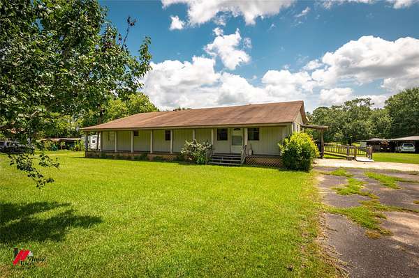 2 Acres of Land with Home for Sale in Stonewall, Louisiana