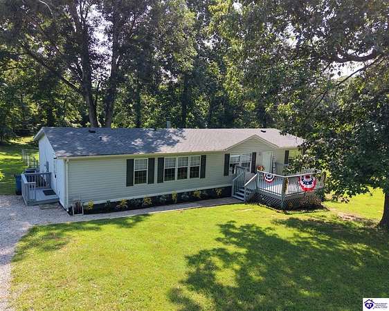 5.77 Acres of Land with Home for Sale in Brandenburg, Kentucky