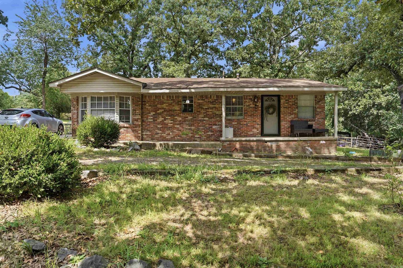 5.43 Acres of Land with Home for Sale in Sherwood, Arkansas