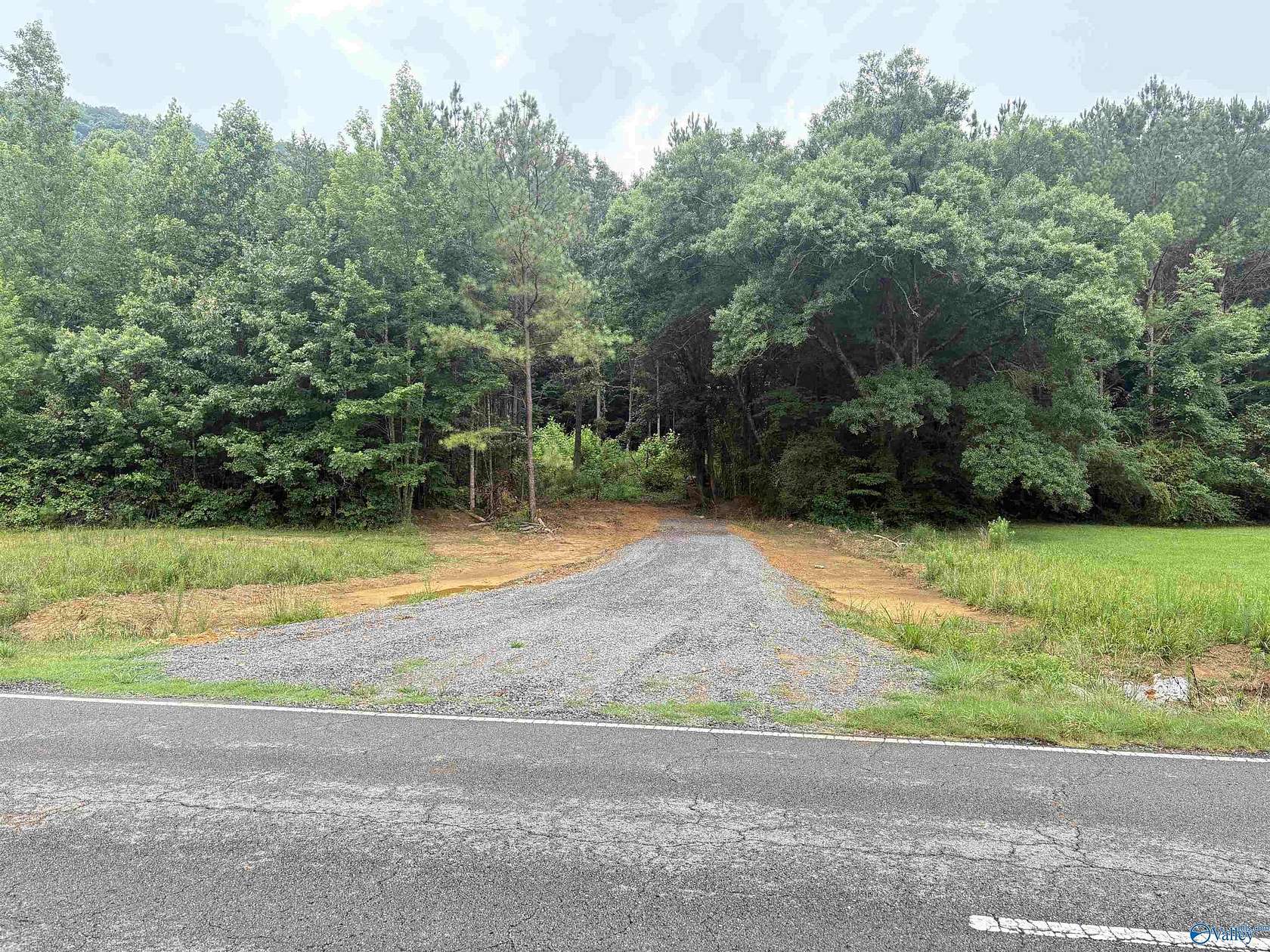 4.77 Acres of Land for Sale in Scottsboro, Alabama