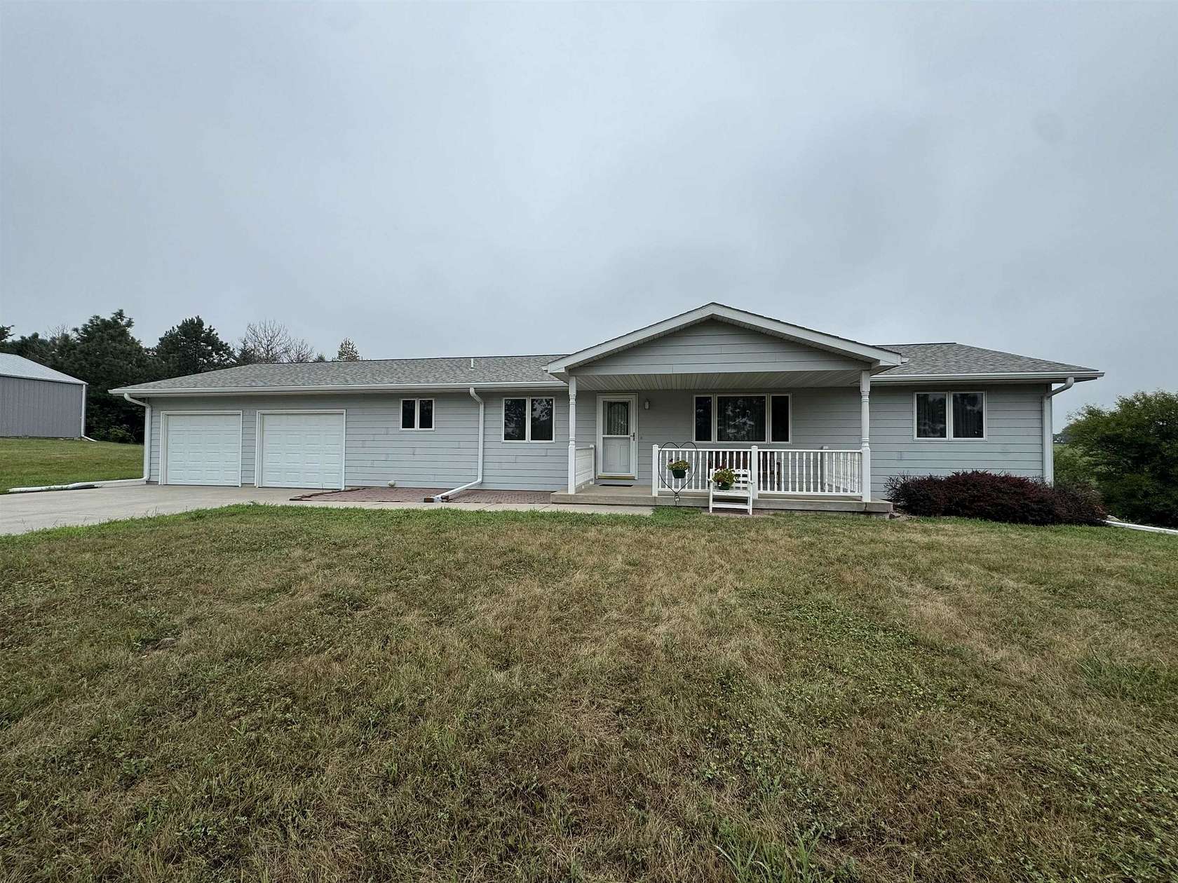 20 Acres of Land with Home for Sale in Weston, Nebraska
