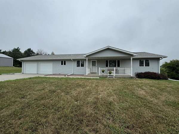 20 Acres of Land with Home for Sale in Weston, Nebraska