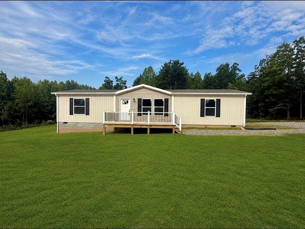 2 Acres of Land with Home for Sale in Pamplin City, Virginia