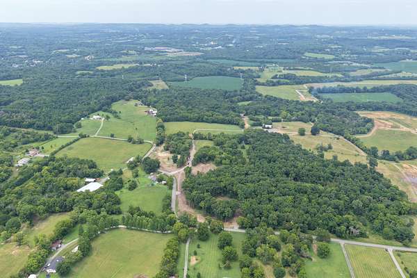 16 Acres of Land for Sale in Eagleville, Tennessee