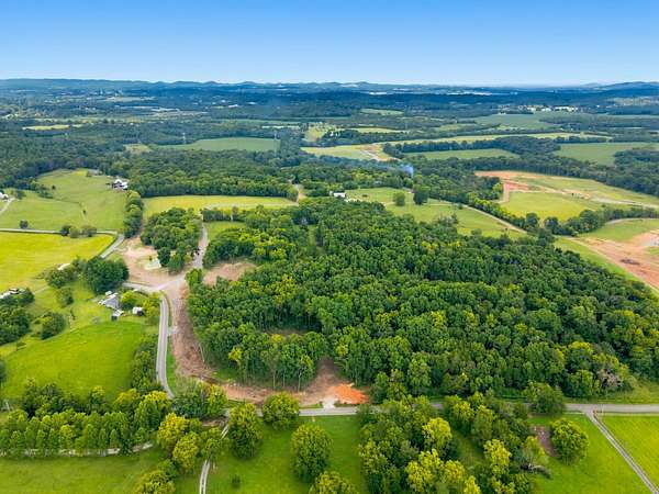 35 Acres of Recreational & Residential Land for Sale in Eagleville, Tennessee