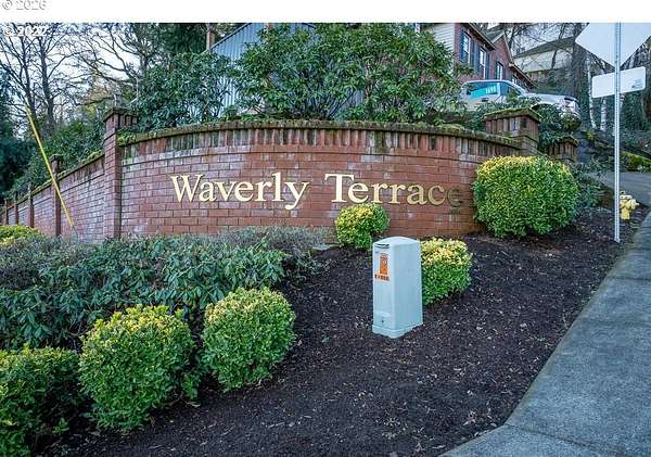 0.24 Acres of Residential Land for Sale in Milwaukie, Oregon