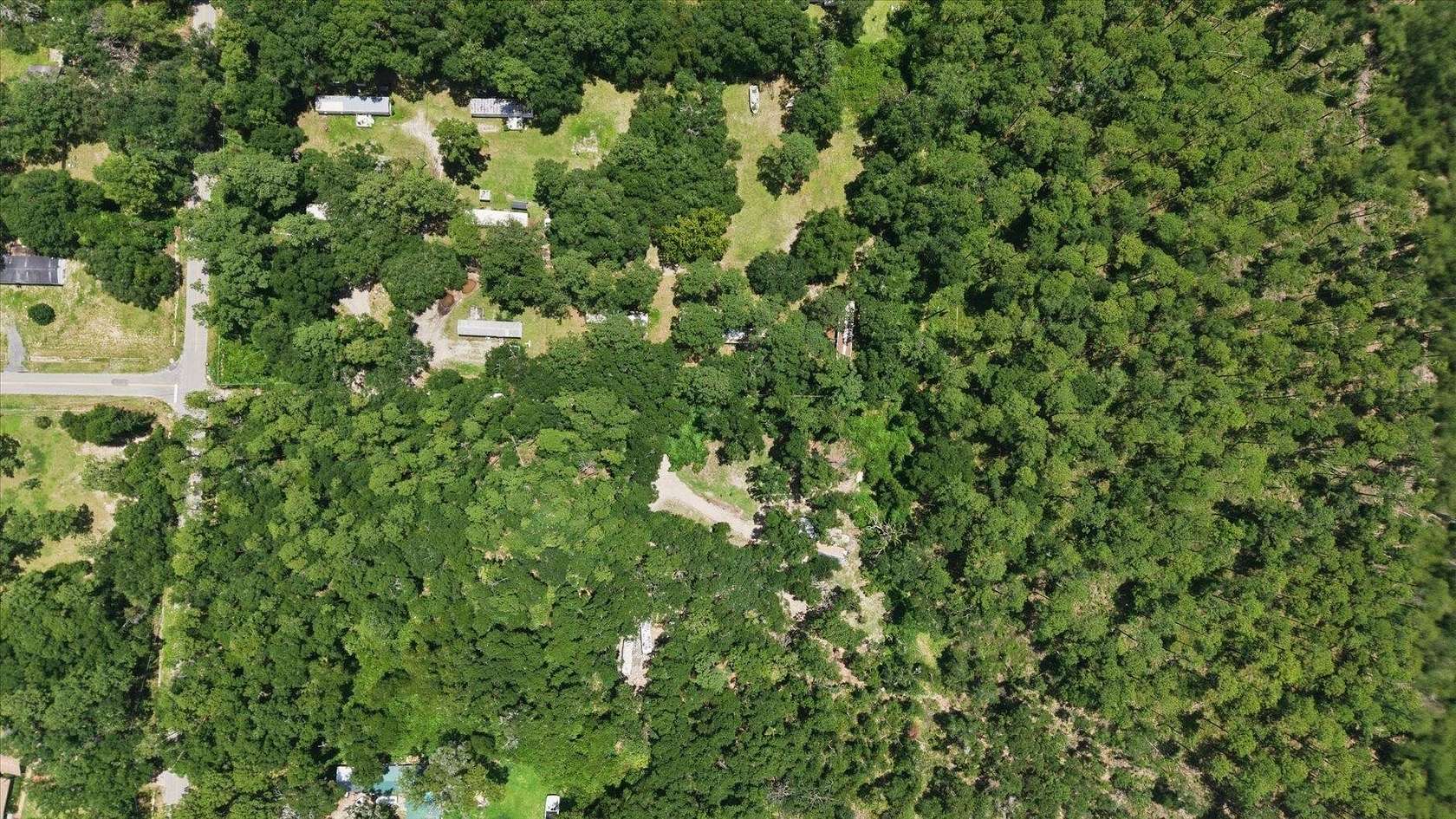 2 Acres of Residential Land for Sale in Tallahassee, Florida
