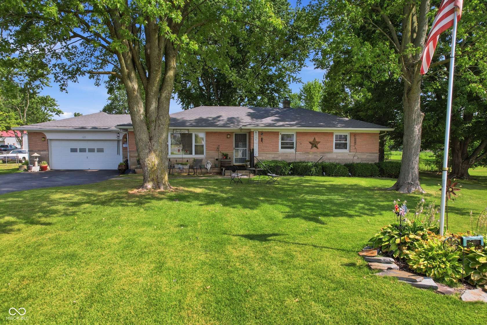 2.5 Acres of Land with Home for Sale in Indianapolis, Indiana