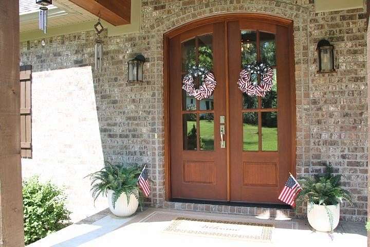 1.9 Acres of Land with Home for Sale in Smiths Grove, Kentucky