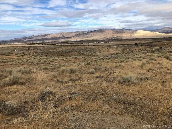 2 Acres of Residential Land for Sale in Tehachapi, California