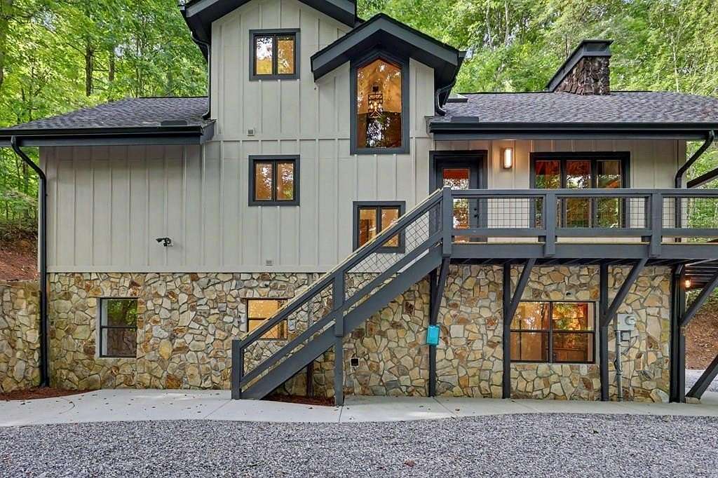 4.67 Acres of Land with Home for Sale in Blairsville, Georgia