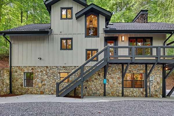 4.67 Acres of Land with Home for Sale in Blairsville, Georgia