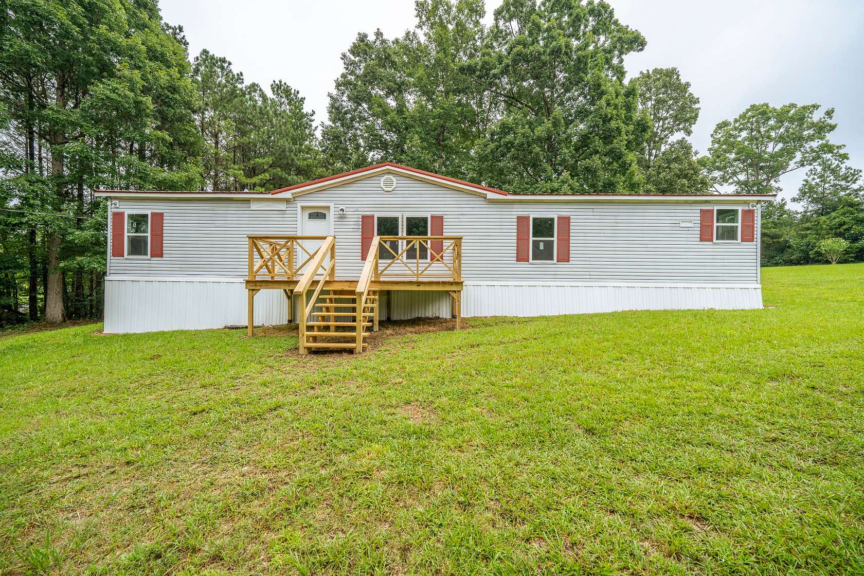 2.52 Acres of Land with Home for Sale in Iron City, Tennessee