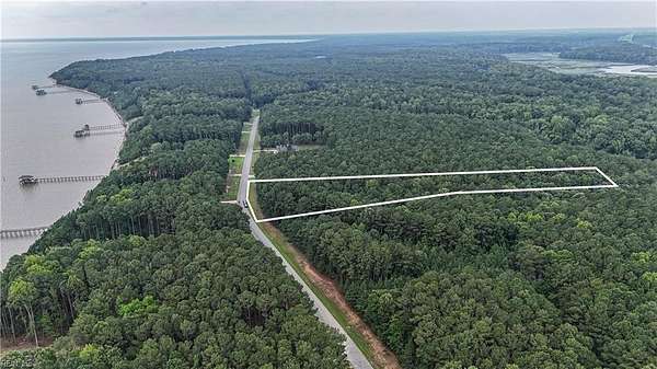 5 Acres of Residential Land for Sale in Smithfield, Virginia