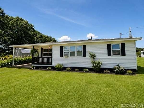 2 Acres of Land with Home for Sale in Paragould, Arkansas