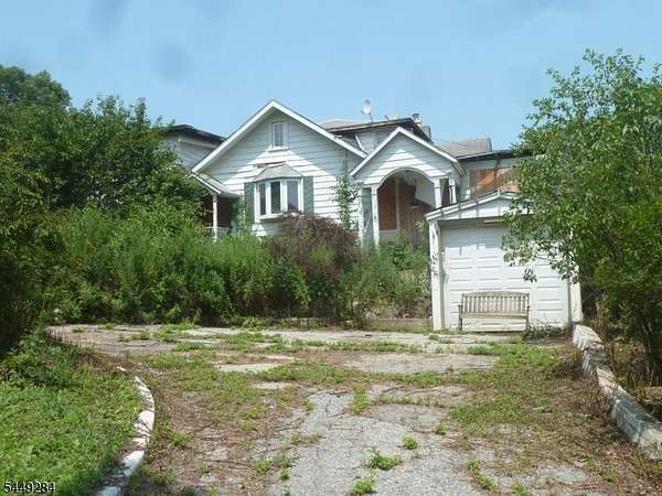 2.39 Acres of Land with Home for Sale in Wantage Township, New Jersey