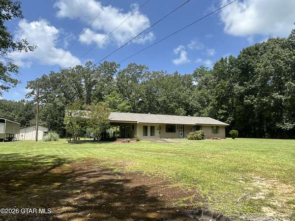 5.5 Acres of Land with Home for Sale in West Point, Mississippi