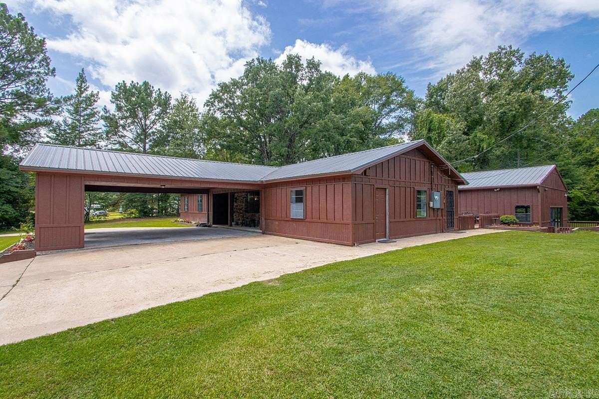 5.1 Acres of Land with Home for Sale in Mabelvale, Arkansas