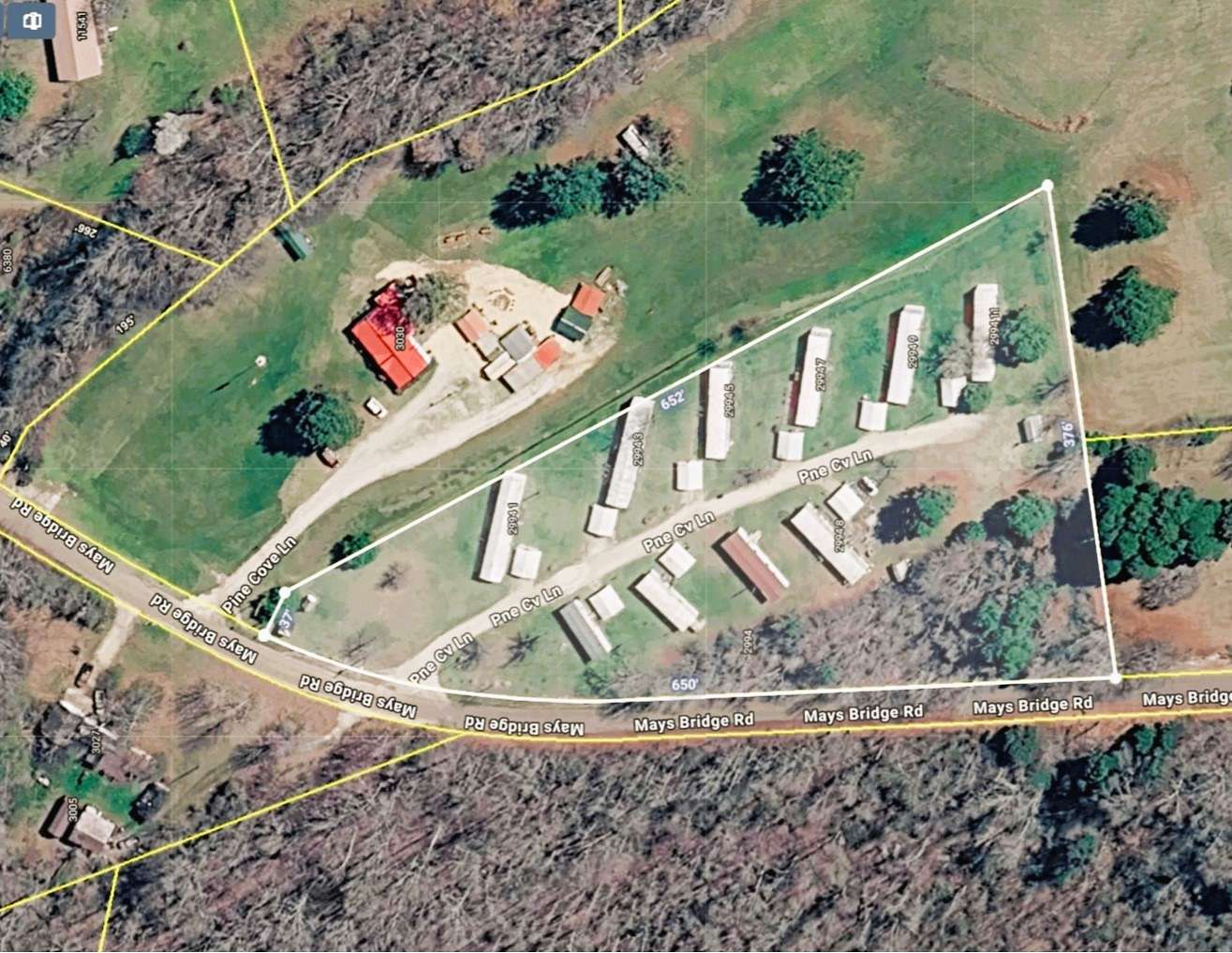 3 Acres of Commercial Land for Sale in Paris, Tennessee