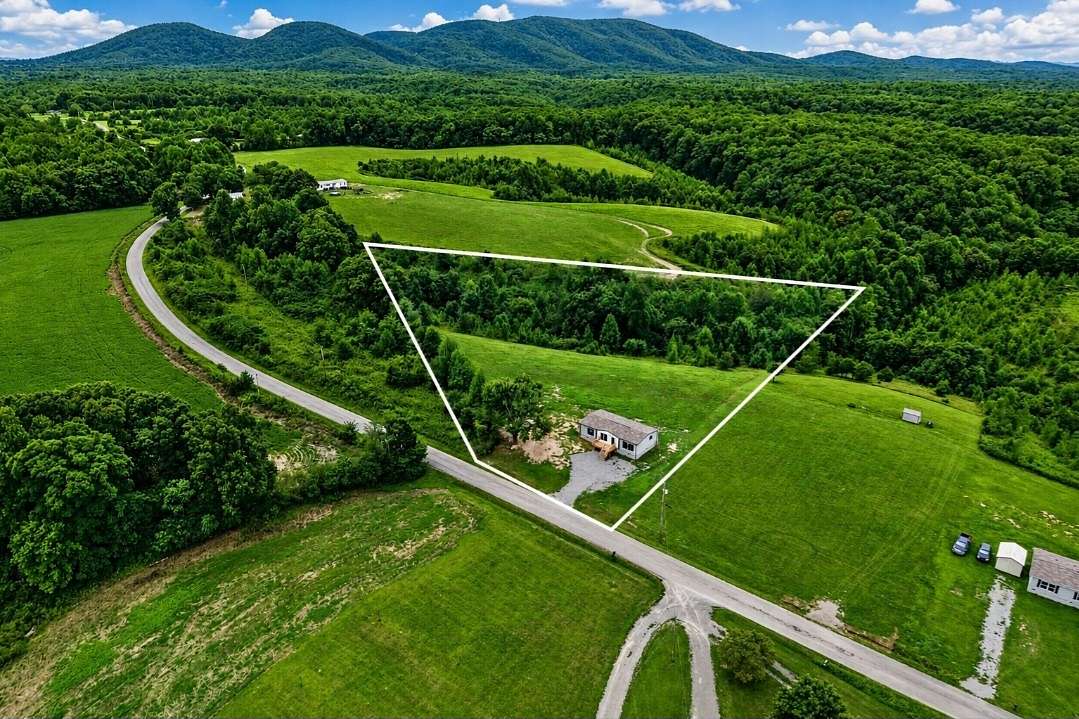 3.24 Acres of Land with Home for Sale in Liberty, Tennessee
