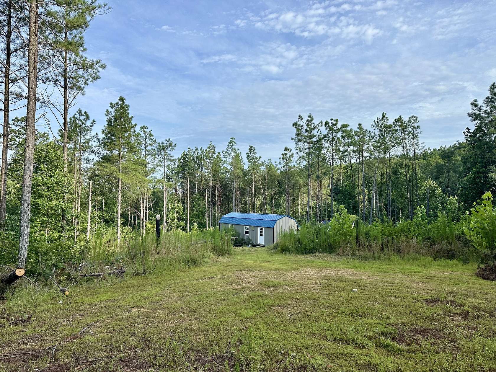 5 Acres of Residential Land for Sale in Hohenwald, Tennessee