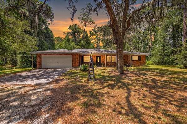 4.67 Acres of Land with Home for Sale in Crystal River, Florida