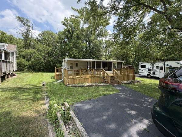 Residential Land for Sale in Seneca, Illinois