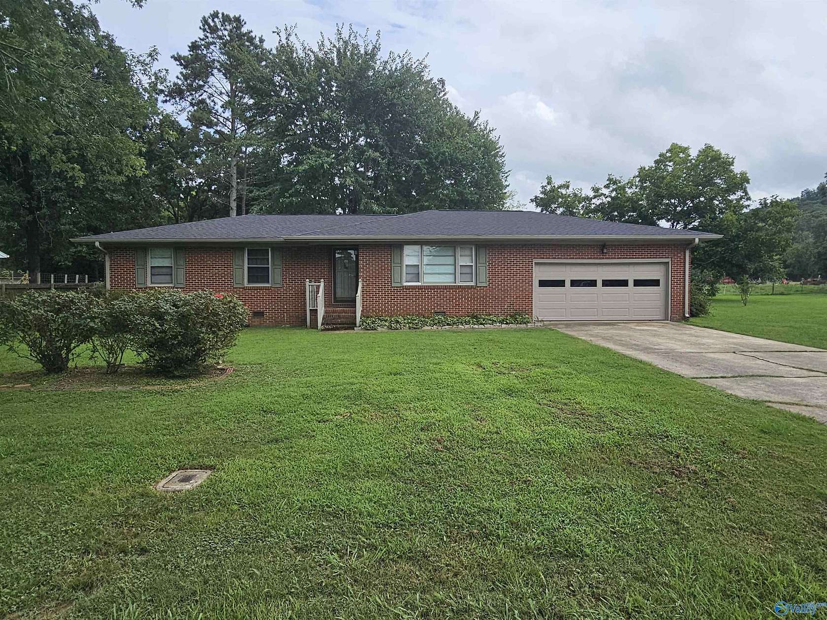 3.4 Acres of Land with Home for Sale in Scottsboro, Alabama