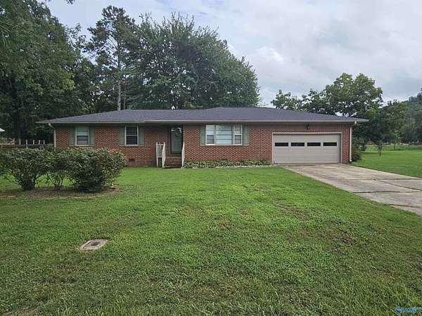 3.4 Acres of Land with Home for Sale in Scottsboro, Alabama