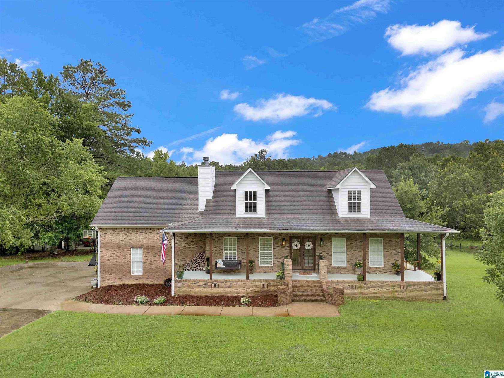 8 Acres of Land with Home for Sale in Trafford, Alabama