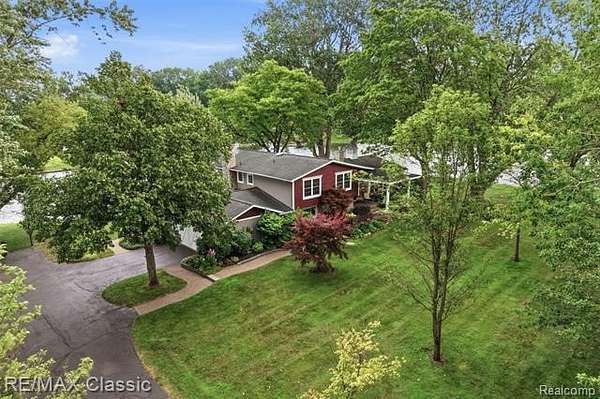 1.65 Acres of Land with Home for Sale in Commerce Township, Michigan