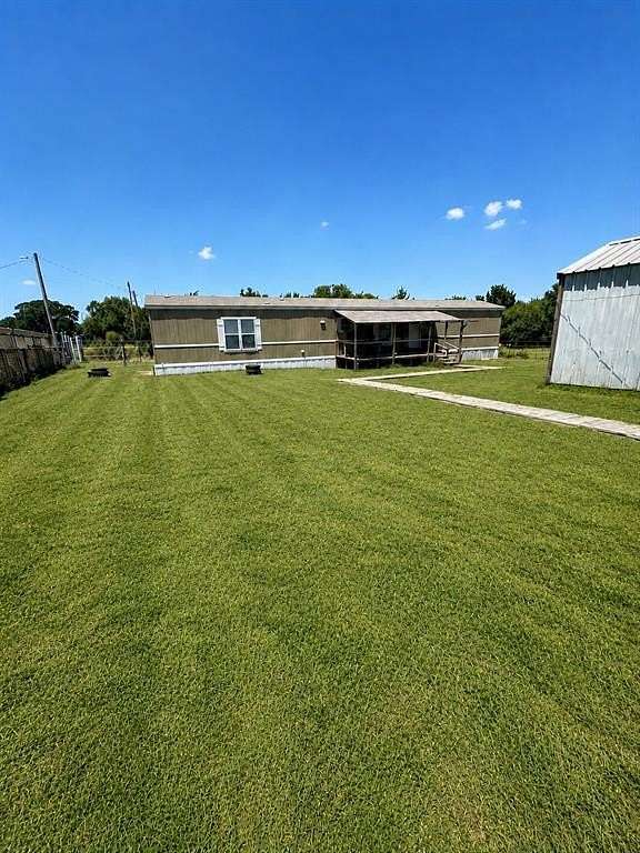 6 Acres of Land with Home for Sale in Ninnekah, Oklahoma