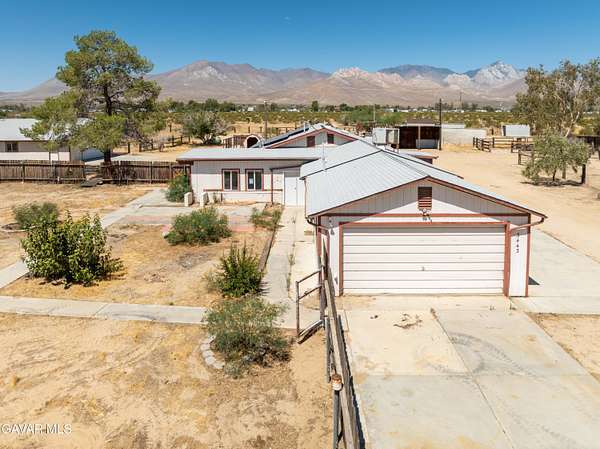 2.5 Acres of Land with Home for Sale in Inyokern, California