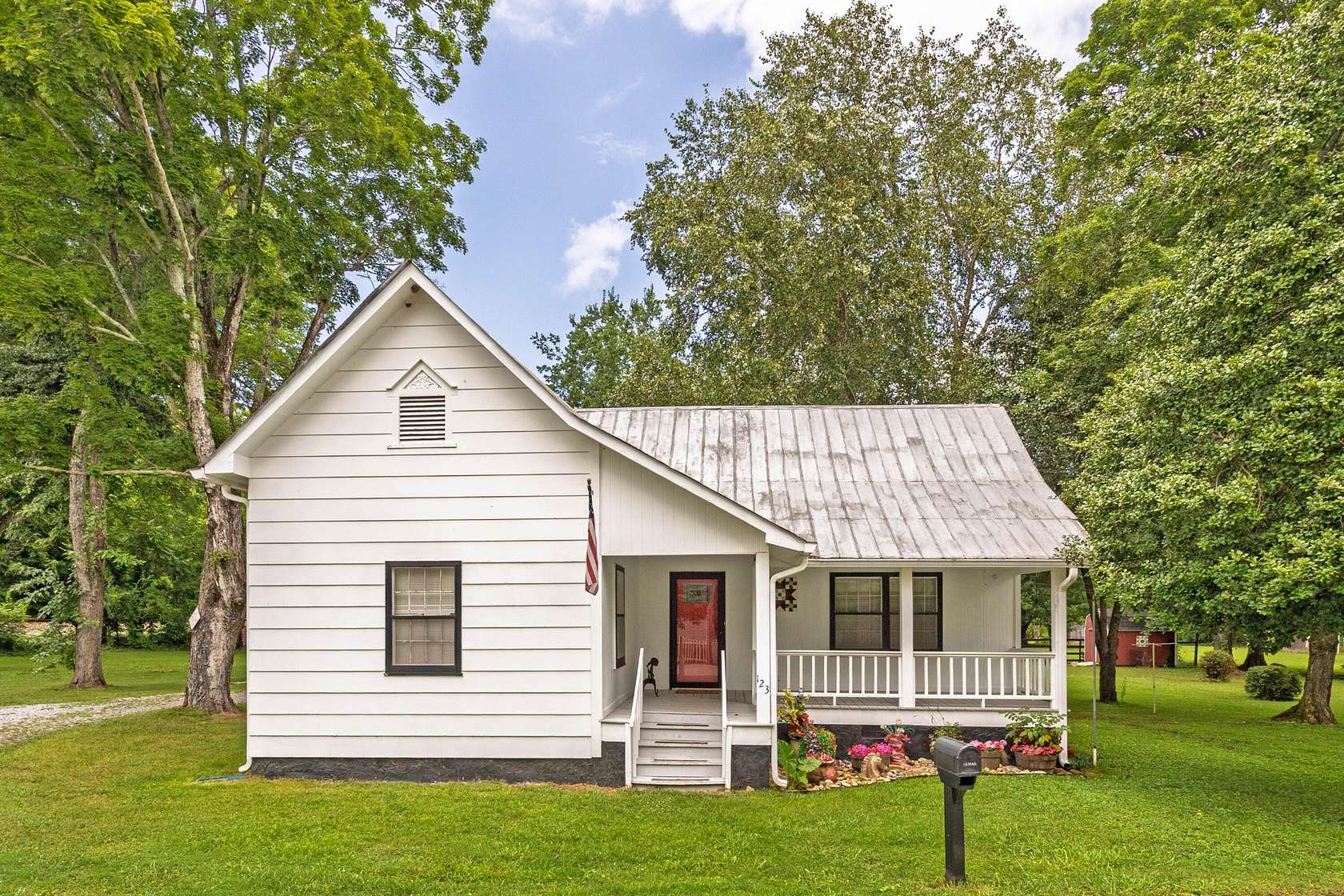 4 Acres of Land with Home for Sale in Sale Creek, Tennessee