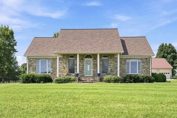 5 Acres of Land with Home for Sale in Georgetown, Kentucky