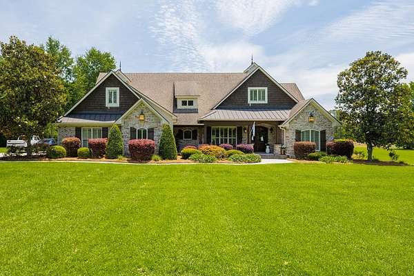 40 Acres of Recreational Land with Home for Sale in Valdosta, Georgia