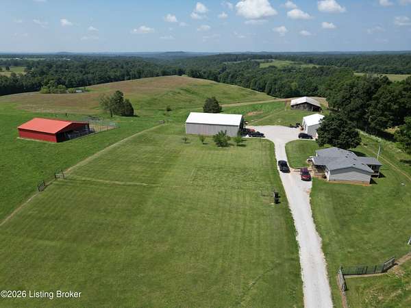 122 Acres of Land with Home for Sale in Leitchfield, Kentucky