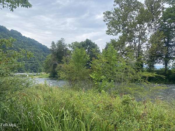 1.4 Acres of Land for Sale in Elizabethton, Tennessee